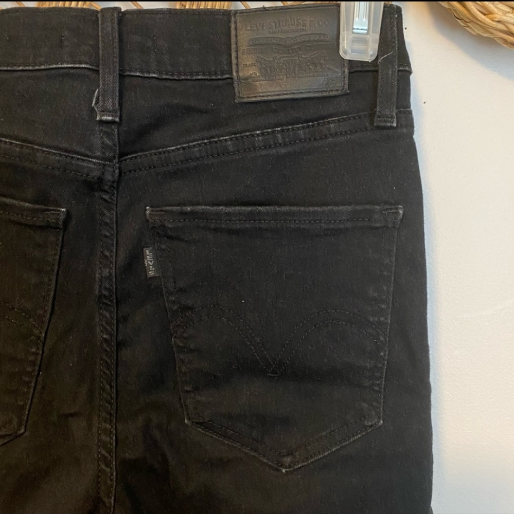 **SOLD** Levis Mile High Super Skinny Black Jeans - Picture 4 of 5